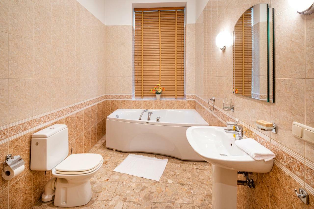 Old Riga 2 Bedroom Vecpilsetas Street Apartment Екстер'єр фото